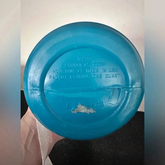 Vintage - Teal/Purple 1qt Igloo Jug Cooler  w/Flip Spout & Shoulder Strap - USA - Picture 4 of 4